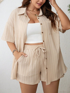 Conjunto Feminino Plus Size Camisa e Shorts Liz