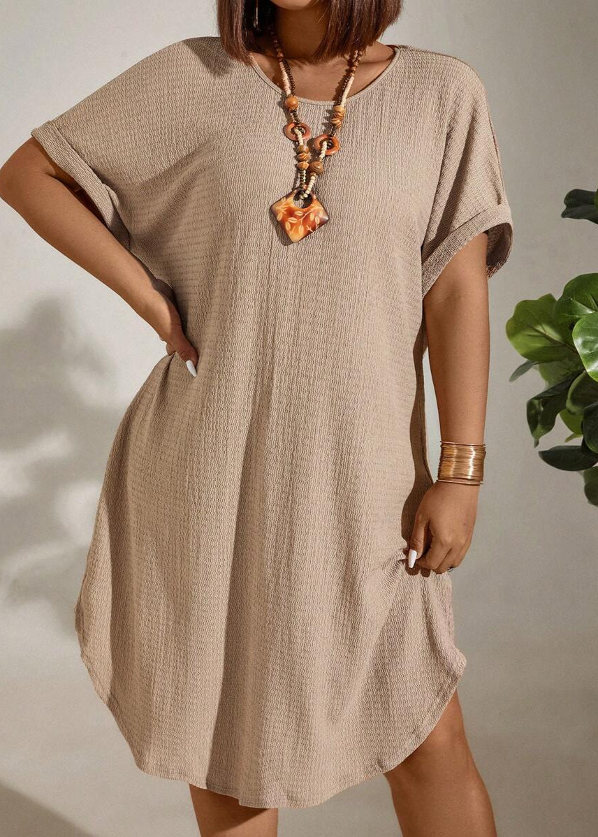 Vestido Plus Size Longo Bodycon com Manga Morcego Julia Nude