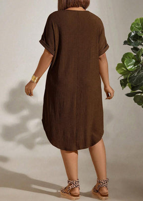 Vestido Plus Size Longo Bodycon com Manga Morcego Julia Brown