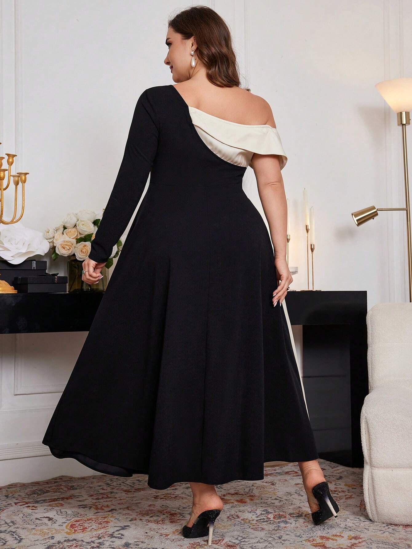 Vestido Plus Size Longo Assimétrico Fany