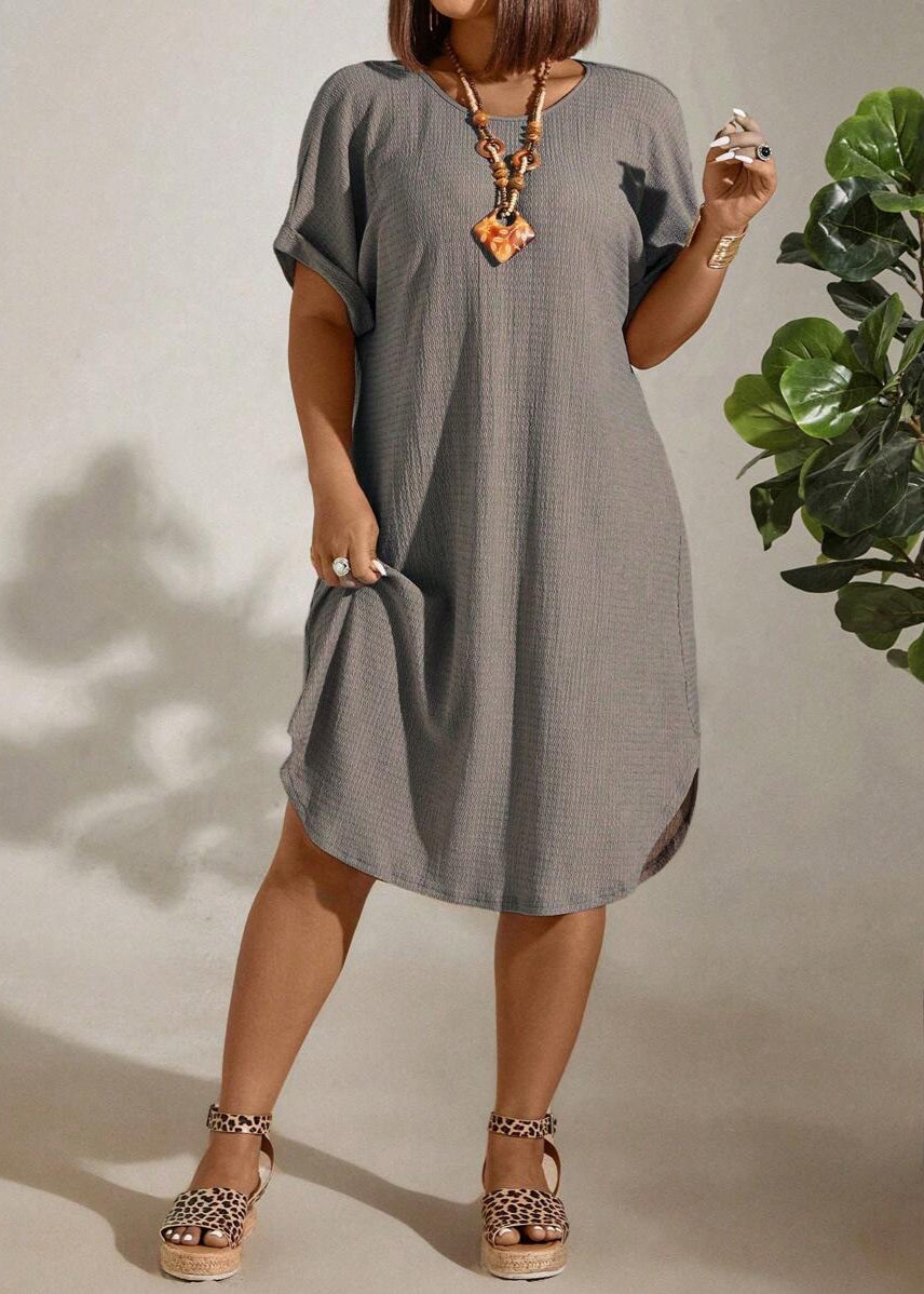 Vestido Plus Size Longo Bodycon com Manga Morcego Julia Gray