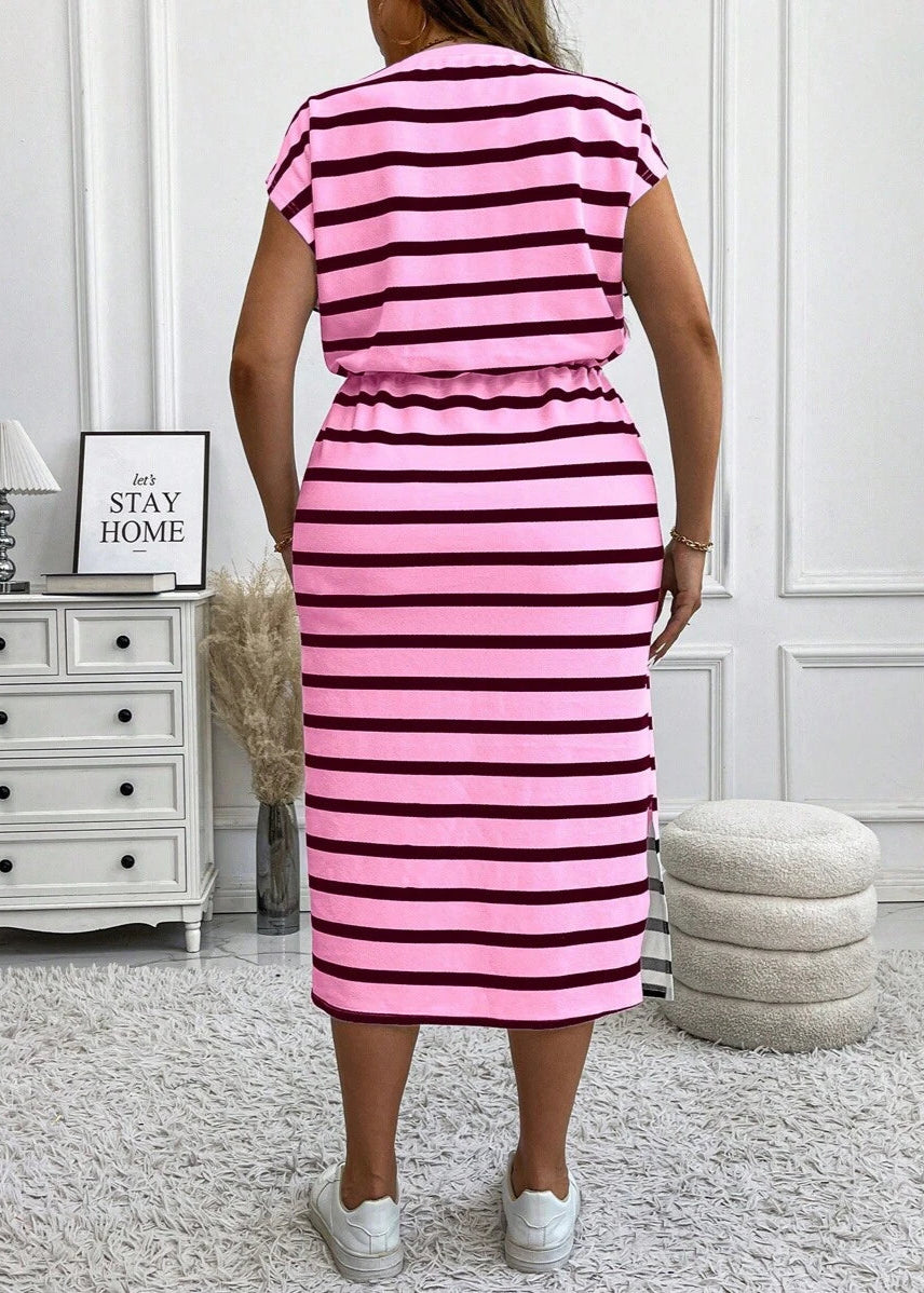 Vestido Plus Size Midi Listrado Decote Redondo e Manga Bufante Duda Pink