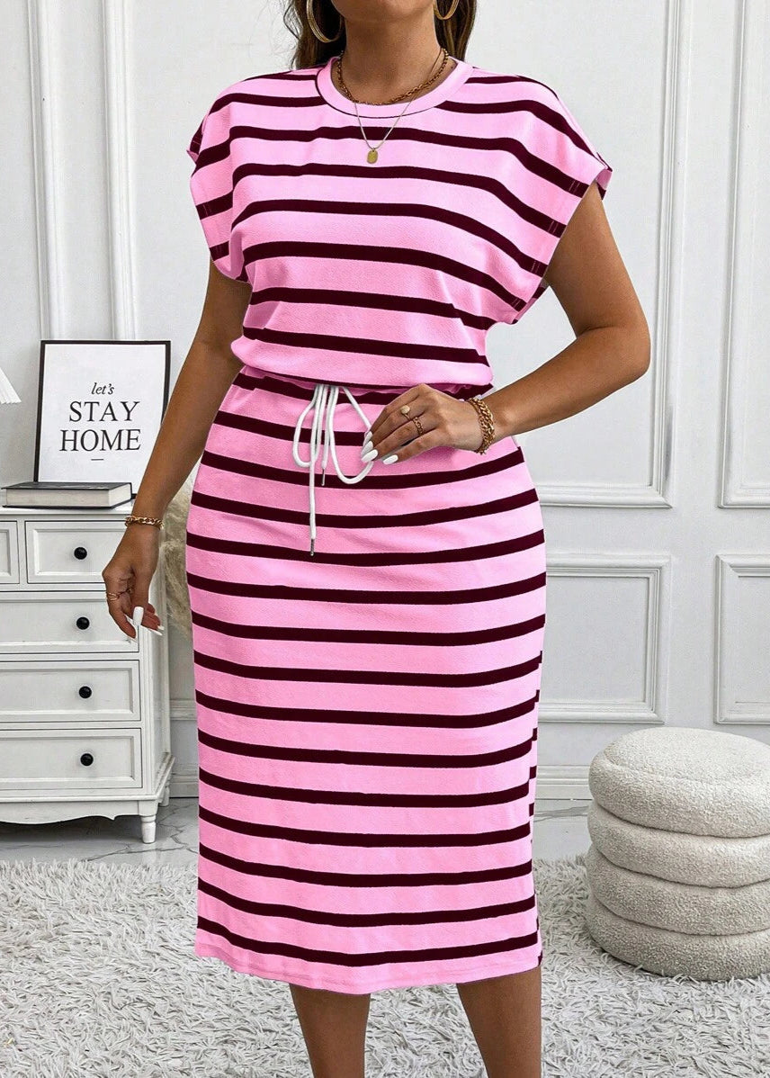 Vestido Plus Size Midi Listrado Decote Redondo e Manga Bufante Duda Pink