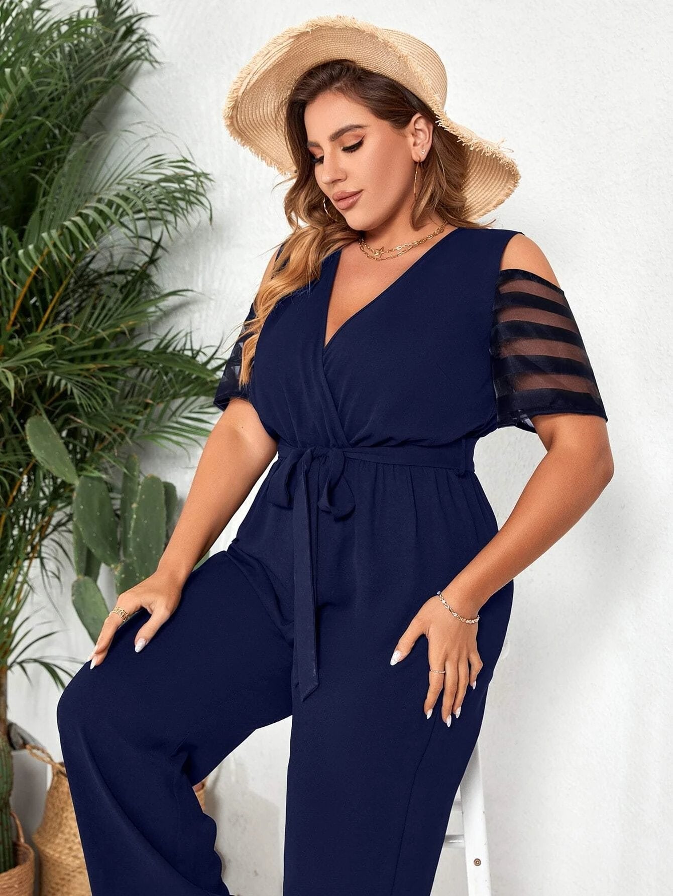 Macacão Feminino Plus Size Helo